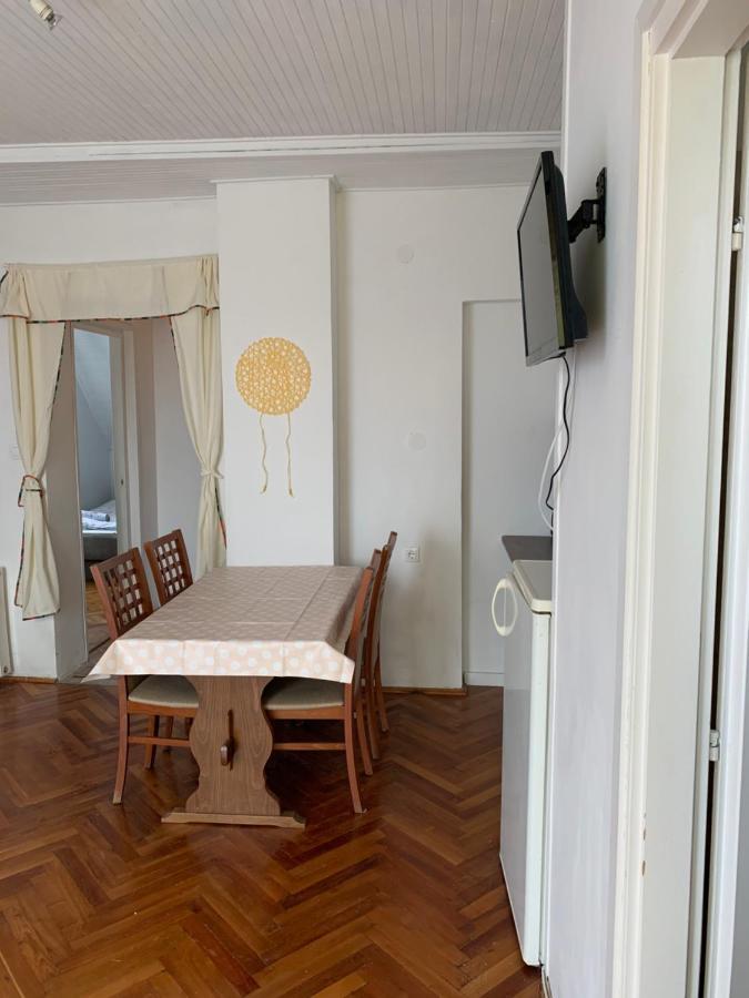Апартаменты Kriszta Apartmanhaz Балатонлелле Экстерьер фото