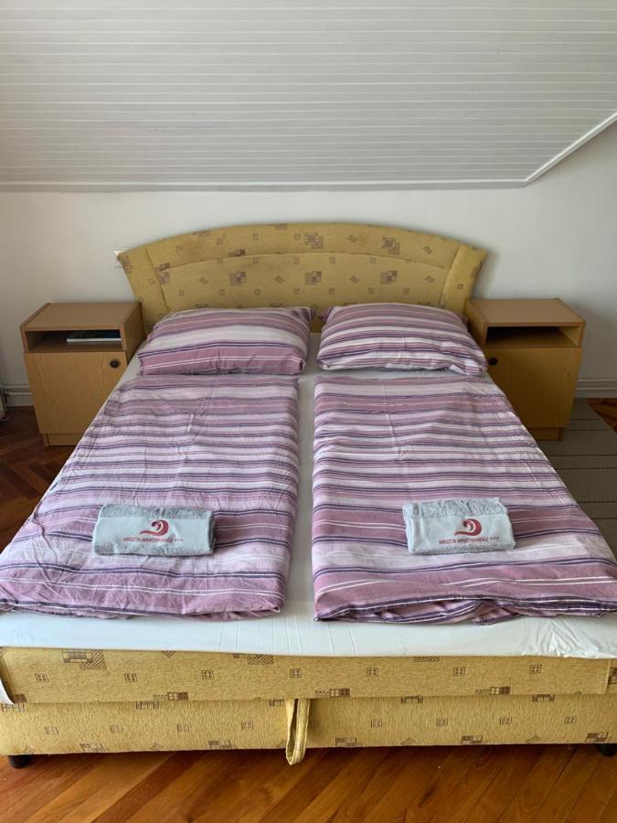 Апартаменты Kriszta Apartmanhaz Балатонлелле Экстерьер фото